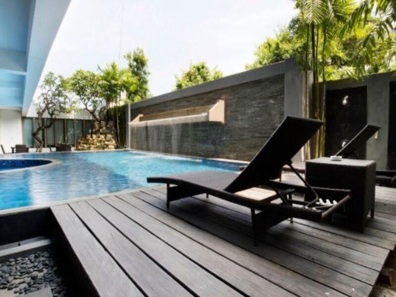 Kyriad Royal Seminyak Kültér fotó