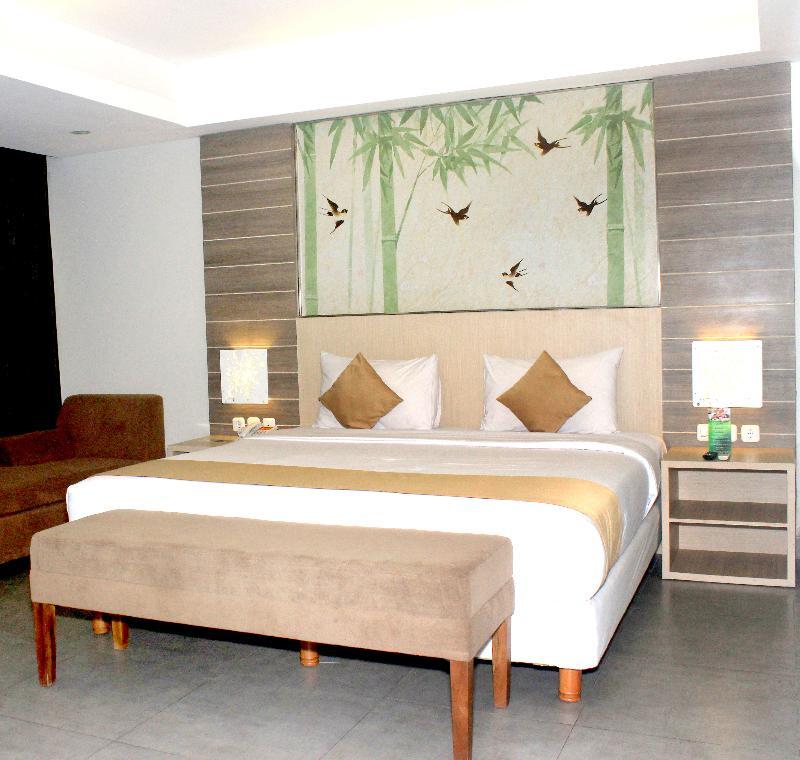 Kyriad Royal Seminyak Kültér fotó