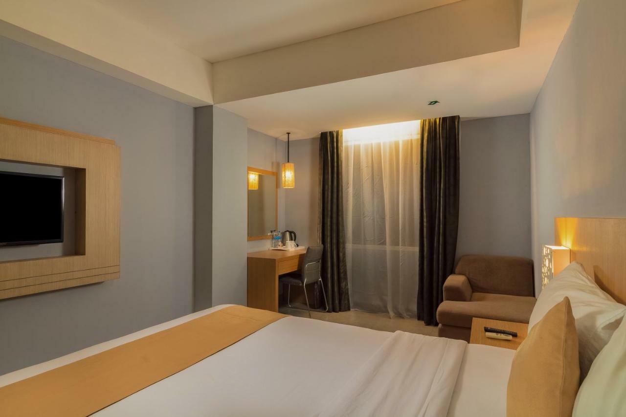 Kyriad Royal Seminyak Kültér fotó