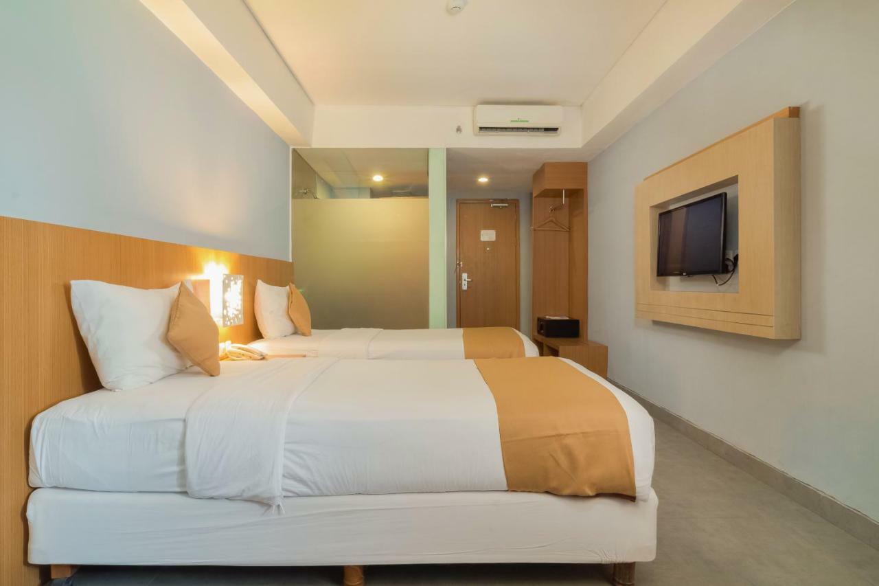Kyriad Royal Seminyak Kültér fotó