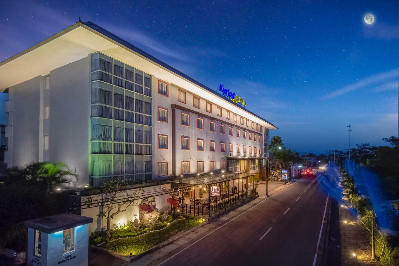 Kyriad Royal Seminyak Kültér fotó